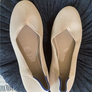 Rothy's Tan Ballet Flats with V-Cut Vamp